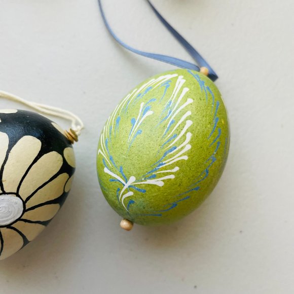 Easter Decorative Eggs Handcrafted Mixed Lot of 7 Glass Wooden Ostern Germany - Picture 3 of 8